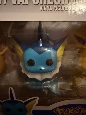 Funko Pop! Games Pokémon Vaporeon #627 Blue & Cream Vinyl Figure